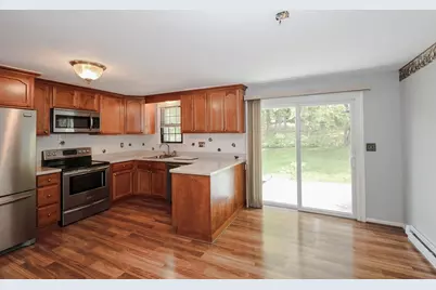 293 Jackson St, Methuen, MA 01844 - Photo 2
