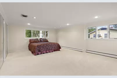 19 Selwyn Rd, Newton, MA 02461 - Photo 12