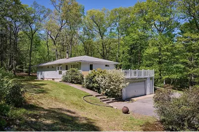186 East St, Southampton, MA 01073 - Photo 4