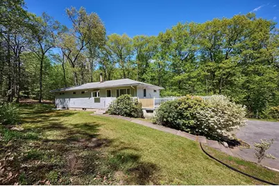 186 East St, Southampton, MA 01073 - Photo 2