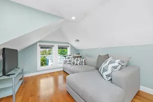 27 Wiltshire Rd, Newton, MA 02458 - Photo 12