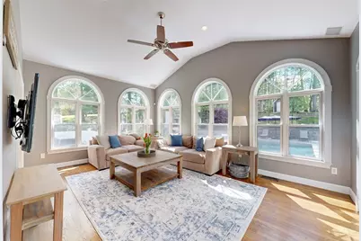 15 Loeffler Ln, Medfield, MA 02052 - Photo 8