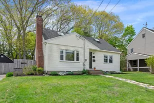 11 East St, Beverly, MA 01915 - Photo 1