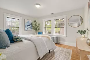 33 Longfellow Rd, Melrose, MA 02176 - Photo 26