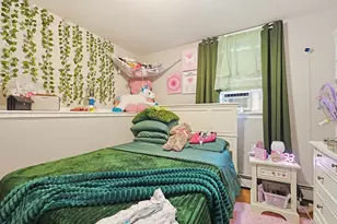 22 Hollywood St, Worcester, MA 01610 - Photo 14