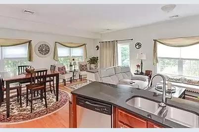 812 Franklin Street #A, Worcester, MA 01604 - Photo 14