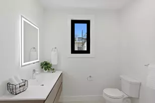 211 Tudor St, Boston, MA 02127 - Photo 18
