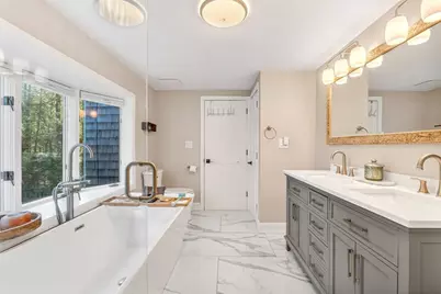 92 Norlen Park, Bridgewater, MA 02324 - Photo 20