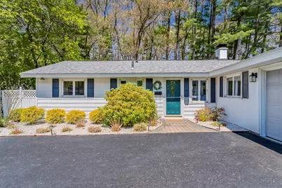 58 Sloane Dr, Framingham, MA 01701 - Photo 2