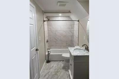 112 Langley Rd #0, Newton, MA 02459 - Photo 8
