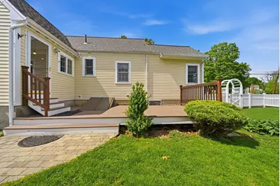 28 Myopia Rd, Stoneham, MA 02180 - Photo 34
