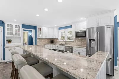 11 Highland Ave, Groveland, MA 01834 - Photo 12