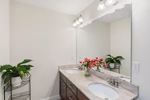2B Gates Ln, Wakefield, MA 01880 - Photo 18