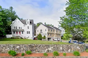 2B Gates Ln, Wakefield, MA 01880 - Photo 1