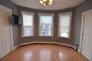 4 Pearl St, Somerville, MA 02145 - Photo 4