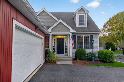 22 Braeburn Ln #22, Ashland, MA 01721 - Photo 2