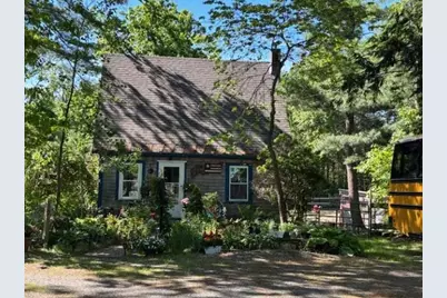 19 King St, Norfolk, MA 02762 - Photo 2