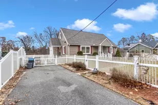 192 Gardens Dr, Springfield, MA 01119 - Photo 34