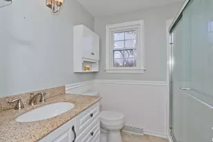 192 Gardens Dr, Springfield, MA 01119 - Photo 20