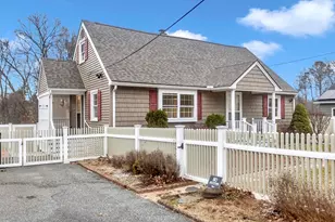 192 Gardens Dr, Springfield, MA 01119 - Photo 4