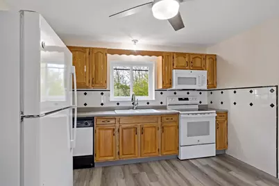 5455 N Main St #4D, Fall River, MA 02720 - Photo 10