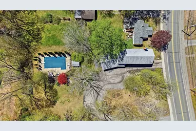 39 E Main St, Merrimac, MA 01860 - Photo 2