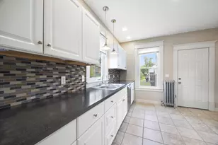 67 Columbus Ave, Holyoke, MA 01040 - Photo 8