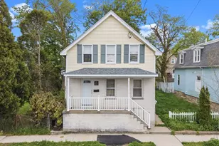 128 Cedar St, New Bedford, MA 02740 - Photo 2