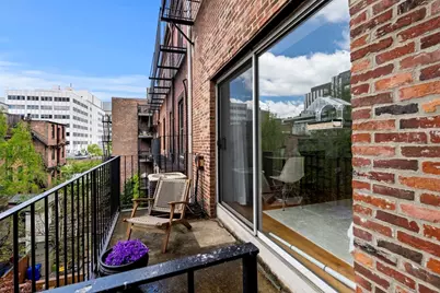 21 Hancock St #3, Boston, MA 02114 - Photo 20