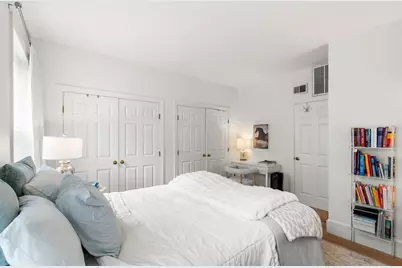 21 Hancock St #3, Boston, MA 02114 - Photo 6