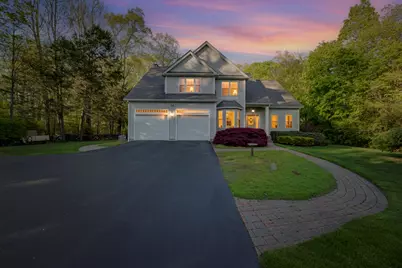 10 Turner Ln, Sturbridge, MA 01566 - Photo 2