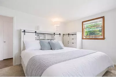 39 Marion St, Holbrook, MA 02343 - Photo 6