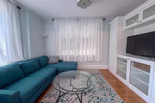 569 Franklin St, Melrose, MA 02176 - Photo 4