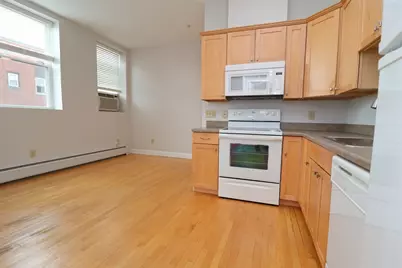 25 High Street #204, Clinton, MA 01510 - Photo 2