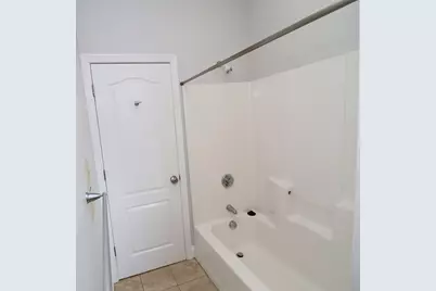 25 High Street #204, Clinton, MA 01510 - Photo 8