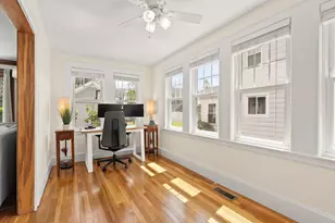31 Whittier Rd, Medford, MA 02155 - Photo 10
