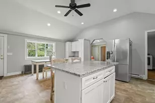 26 Bacon Square, Plainville, MA 02762 - Photo 6