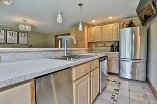 6 Phaneuf St, Middleton, MA 01949 - Photo 10