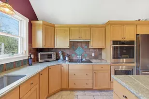 9 Adams Rd, Hubbardston, MA 01452 - Photo 10