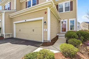 27 Spruce St, Hopkinton, MA 01748 - Photo 2
