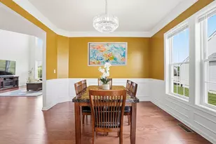 27 Spruce St, Hopkinton, MA 01748 - Photo 12