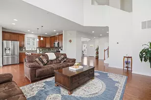 27 Spruce St, Hopkinton, MA 01748 - Photo 16