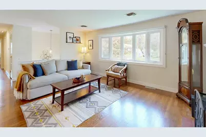 18 Emerson Rd, Medfield, MA 02052 - Photo 4