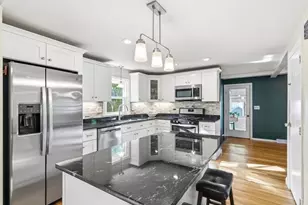 68 Alden St, Foxboro, MA 02035 - Photo 8