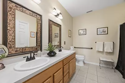 26 Summerfield Dr #17, Grafton, MA 01560 - Photo 18