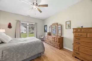 26 Summerfield Dr, Grafton, MA 01560 - Photo 16