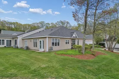 26 Summerfield Dr #17, Grafton, MA 01560 - Photo 32