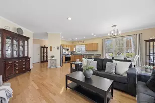 26 Summerfield Dr, Grafton, MA 01560 - Photo 6