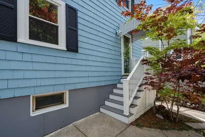 26 Laurel Street #26, Arlington, MA 02476 - Photo 4