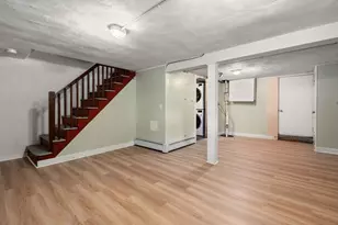 26 Laurel St, Arlington, MA 02476 - Photo 18
